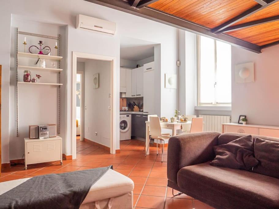 Spazioso Loft Imbonati6 Milan Bagian luar foto